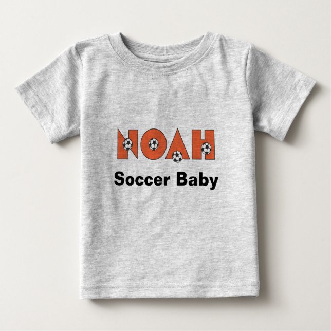 Noah in Soccer Orange Baby T-shirt (Vorderseite)