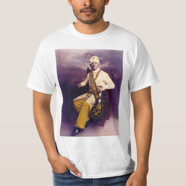 Noble Zeichnete Ali T-Shirt (Vorderseite)