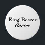 Nobler Ring-Träger-Knopf Button<br><div class="desc">Dieses ist ein nobler, Schwarzweiss-Knopf, damit der Ringträger zum Probenabendessen oder jedes mögliches Spaßhochzeitsereignis trägt.</div>