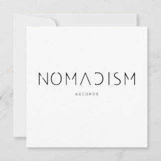 Nomadism Cap Schwarzes Logo Einladung