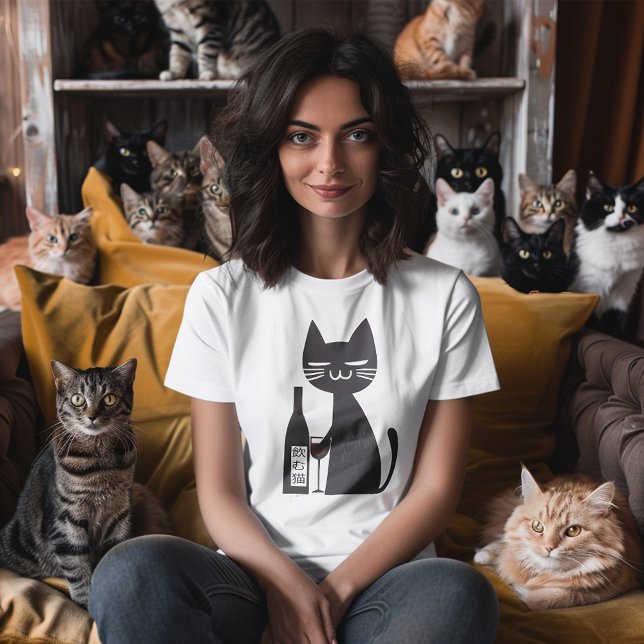 Nomu Neko - Die ultimative Weinkatze Tri-Blend Shirt (Meet the ultimate wine cat—your new favorite drinking buddy! )