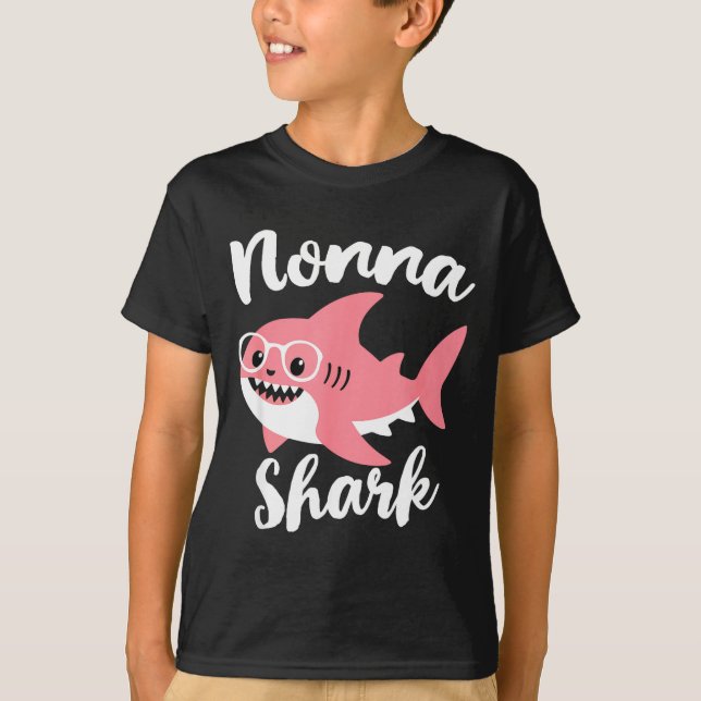 Nonna Shark Muttertag Oma Lustig  T-Shirt (Vorderseite)