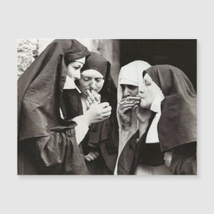 Nonnen rauchen Vintage-Foto Magnetkarte