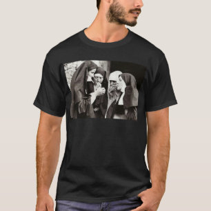 Nonnen Rauchen Vintages Foto T-Shirt