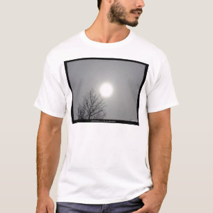 "Noon Day Sun" Fotografie von Lee Hiller Geschenke T-Shirt