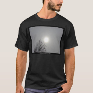 "Noon Day Sun" Fotografie von Lee Hiller Geschenke T-Shirt