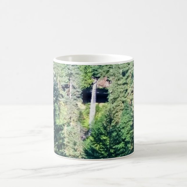 Nord Falls, OR Kaffeetasse (Mittel)