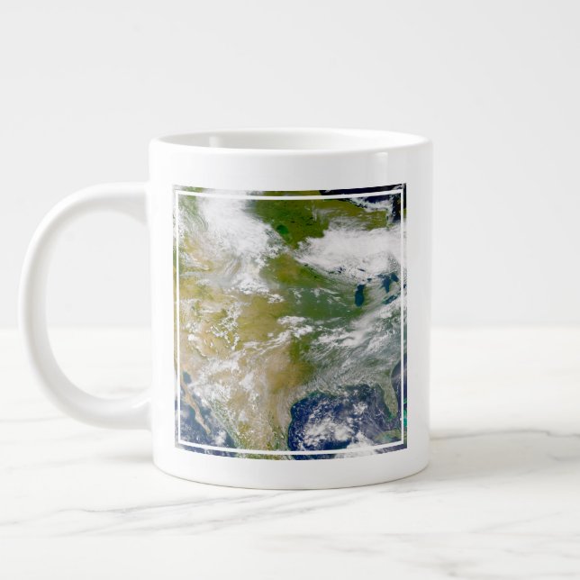 Nordamerika mit Rauch an Orten sichtbar. Jumbo-Tasse (Links)