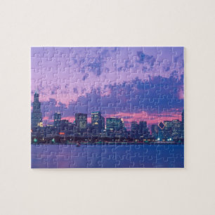 Nordamerika, USA, IL. Chicago Skyline bei Dämmerun Puzzle