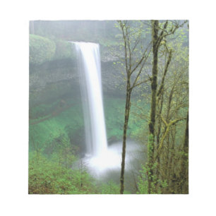 Nordamerika, USA, Oregon, Silver Falls State Notizblock