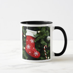 Nordamerika. Weihnachtsdekorationen auf Baum.3 Tasse