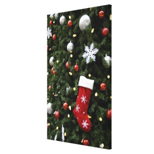 Nordamerika. Weihnachtsdekorationen auf Baum. 5 Leinwanddruck