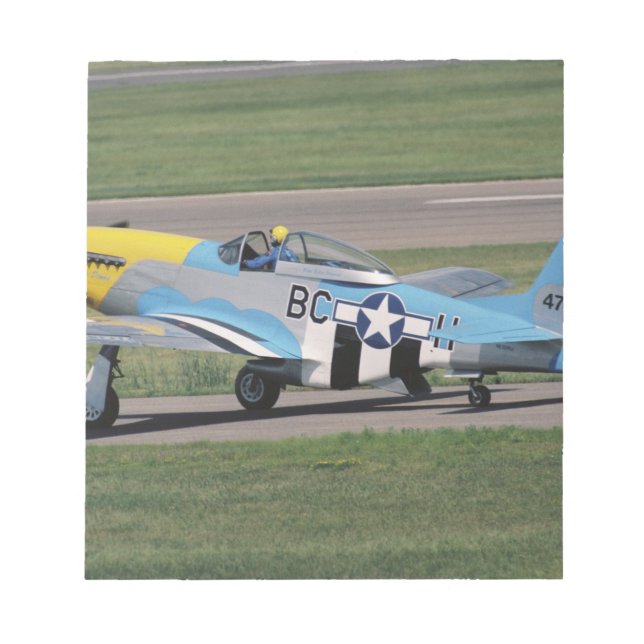 Nordamerikanische P-51 D Dazzling Donna auf der Notizblock (Vorderseite)