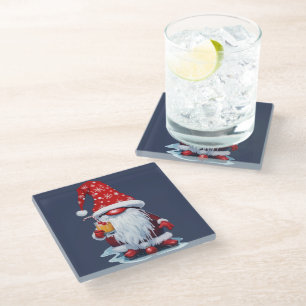 Nordic Gnome hält einen Candy Cane Cocktail Glasuntersetzer