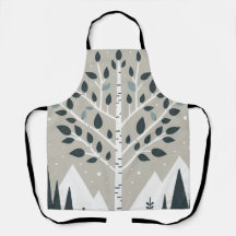 Nordische Berge und Birkenbaum