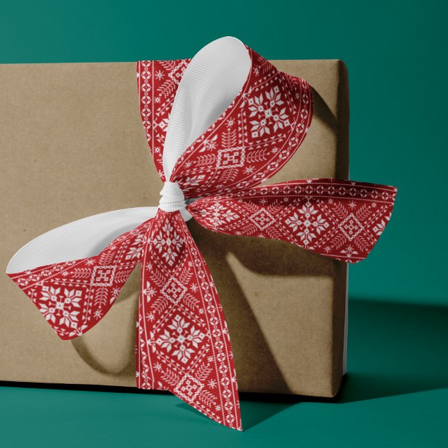 Nordisches Sweatermuster mit Rot und Weiß Ripsband (Von Creator hochgeladen)