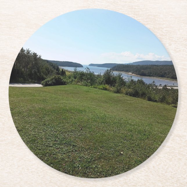 Nördliches Bergerdliches Großdorf Runder Pappuntersetzer (Vorderseite)