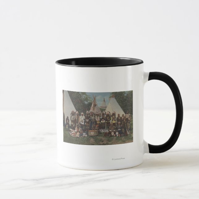 Nordwestliche Amerikanische Ureinwohner bei einem  Tasse (Rechts)