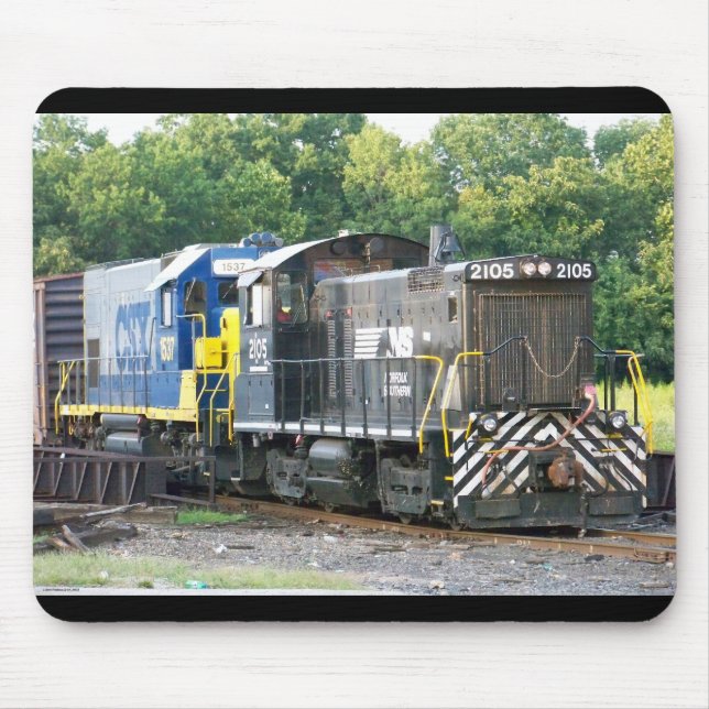 Norfolk südlicher Schalter 1001 2105 u. CSX 1537 Mousepad (Vorne)