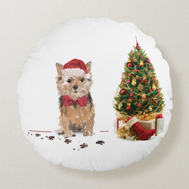 Norfolk Terrier Funny Christmas Dog mit Baum Rundes Kissen (Vorderseite)