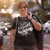 Normal 3 Kinder vor lustiger sarkastischer Mutter