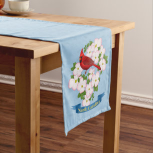 North Carolina Staat Kardinal Bird Dogwood Blume Mittelgroßer Tischläufer