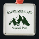 Northumberland Nationalpark Ornament Aus Metall<br><div class="desc">Der Northumberland Nationalpark ist der nördlichste Nationalpark Englands. Es erstreckt sich über eine Fläche von mehr als 1050 Quadratkilometern zwischen der schottischen Grenze im Norden,  direkt südlich der Hadrianischen Mauer.</div>