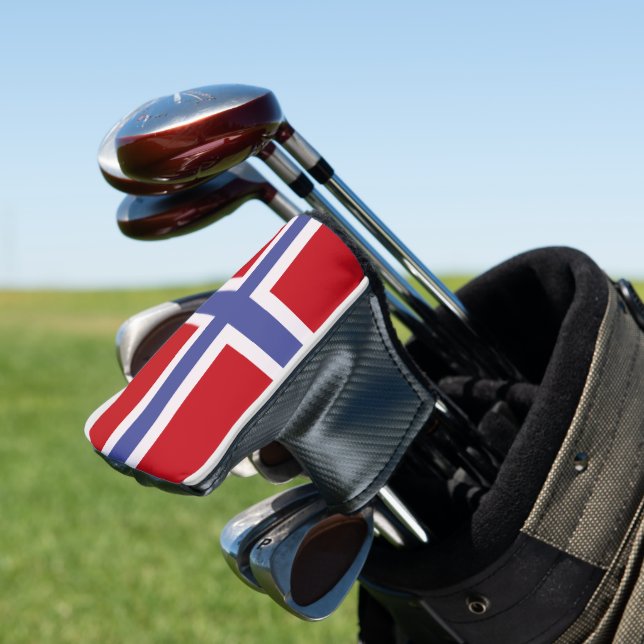 Norway flag golf headcover (In Situ)