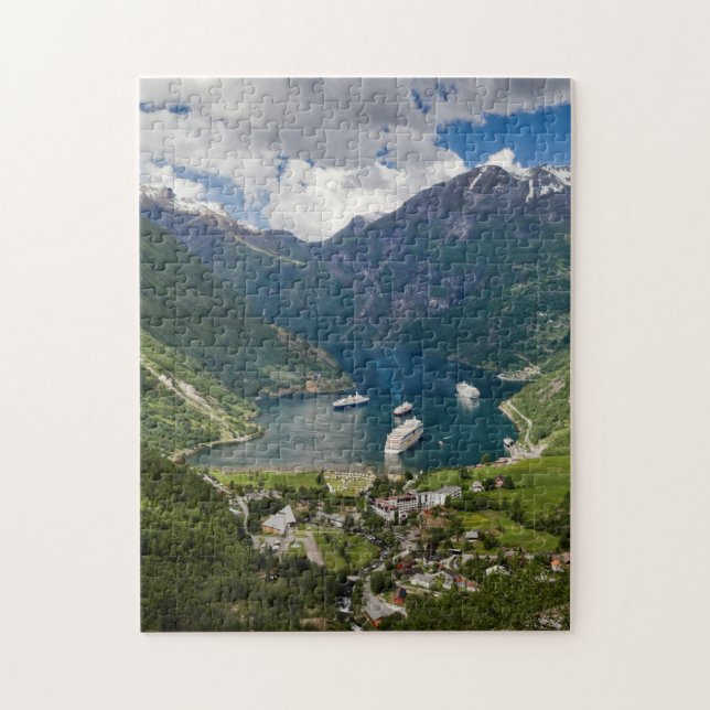 Norwegen-Ansicht zu Geiranger von Flydalsjuvet Puzzle (Vertikal)