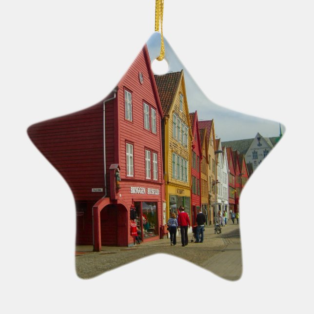 Norwegen, Bergen, gemalte Häuser auf der Keramik Ornament (Hinten)