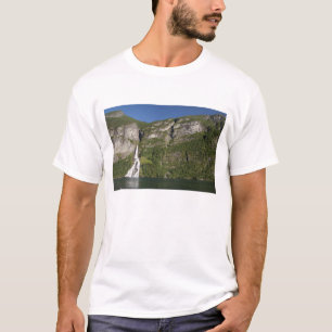 Norwegen, Geirangerfjord (UNESCO), Geiranger. T-Shirt