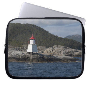 Norwegen, Stavanger. Ansichten entlang des Lysefjo Laptopschutzhülle