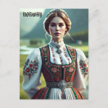 Norwegische Frau in traditioneller Bunad-Kleidung