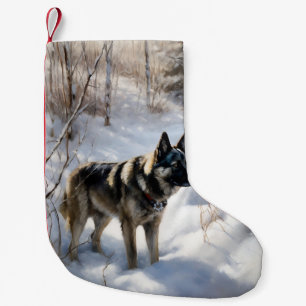Norwegischer Elkhound lassen es Weihnachten schnei Kleiner Weihnachtsstrumpf