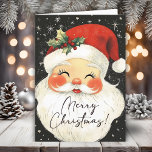 Nostalgic Santa Niedlich Frohe Weihnachten Persona<br><div class="desc">Diese niedliche Weihnachtskarte zeichnet den zeitlosen Charme der Urlaubssaison aus, mit einem nostalgischen Bild vom Gesicht des Weihnachtsmannes, einem wunderschönen Set vor einem schwarzen Hintergrund, der von strahlenden weißen Sternen übersät wird, die ein Gefühl von Verwunderung und Freude hervorrufen. Im Inneren können Sie Ihre Karte personalisieren, indem Sie eine herzliche...</div>