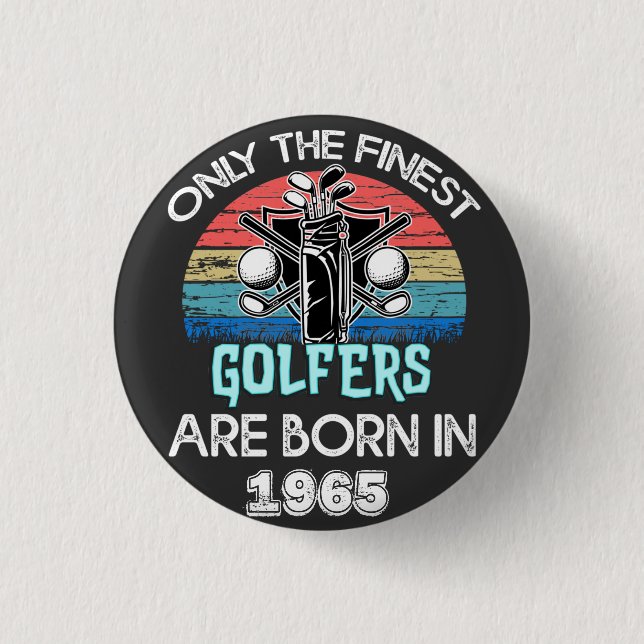 Not-Golfer in mehrfarbiger Typografie Geboren Button (Vorderseite)