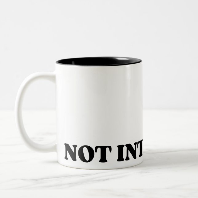 Not Interested Retro Typographic Two-Tone Mug Zweifarbige Tasse (Links)