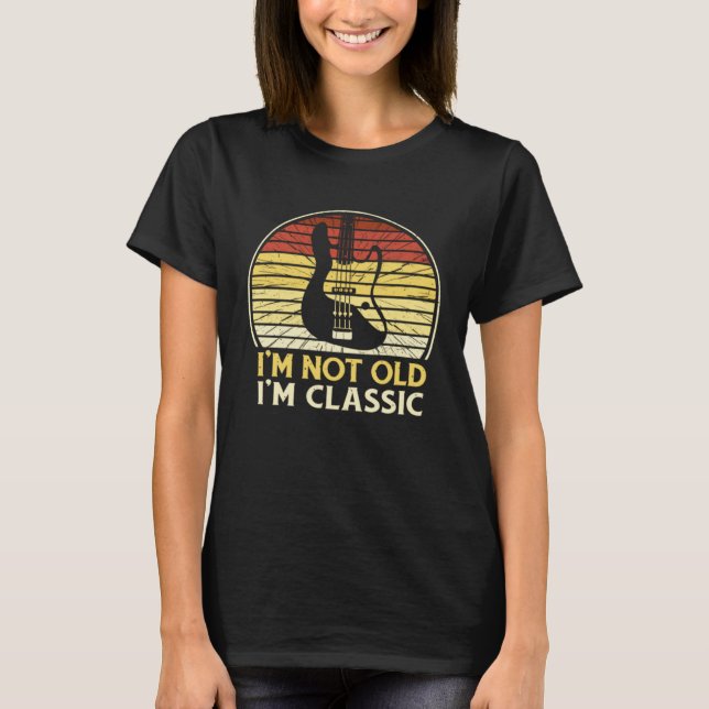 Not Old Classic Aging Graphic Acoustic Guitar T-Shirt (Vorderseite)