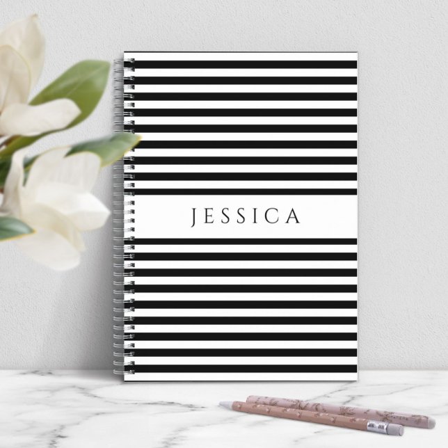 Notebook mit schwarzem und weißem Streifen Notizbuch (Personalized Black And White Stripes Notebook)