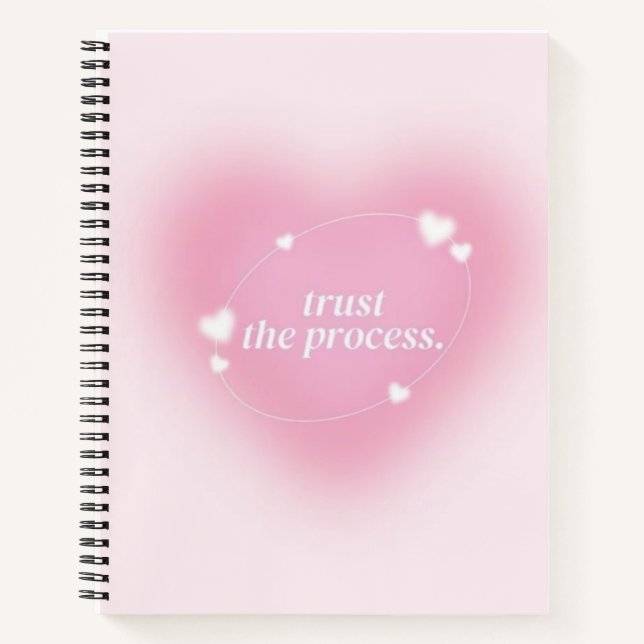 Notebook mit „Trust the Process“-Ästhetik –  Notizbuch (Vorderseite)