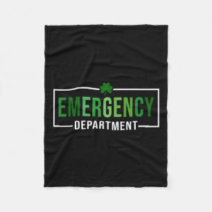 Notfallabteilung St Patricks Day Emergency Roo Fleecedecke