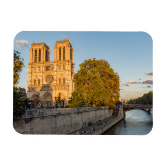 Notre Dame de Paris at Golden Hour - Paris, Frankr Magnet