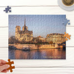Notre Dame de Paris France Puzzle<br><div class="desc">Das Puzzle mit einem Sonnenuntergang beleuchtet das Notre Dame de Paris,  vor dem Feuer.</div>