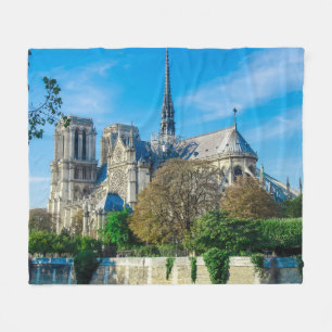 Notre Dame de Paris in France Fleecedecke
