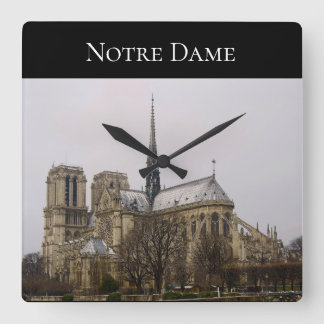 Notre Dame Square Wall Uhr