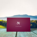 Nouveau Crimson Golden Visitenkarte<br><div class="desc">Maßgeschneidertes Monogramm,  elegante Karte,  Crimson-Farbe,  goldenes Papier</div>