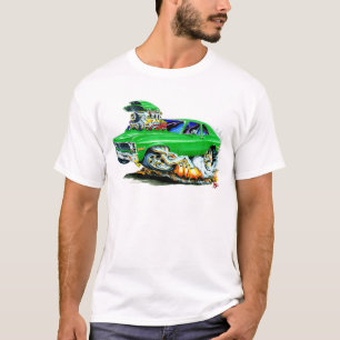 Nova-grünes Auto 1971-74 T-Shirt