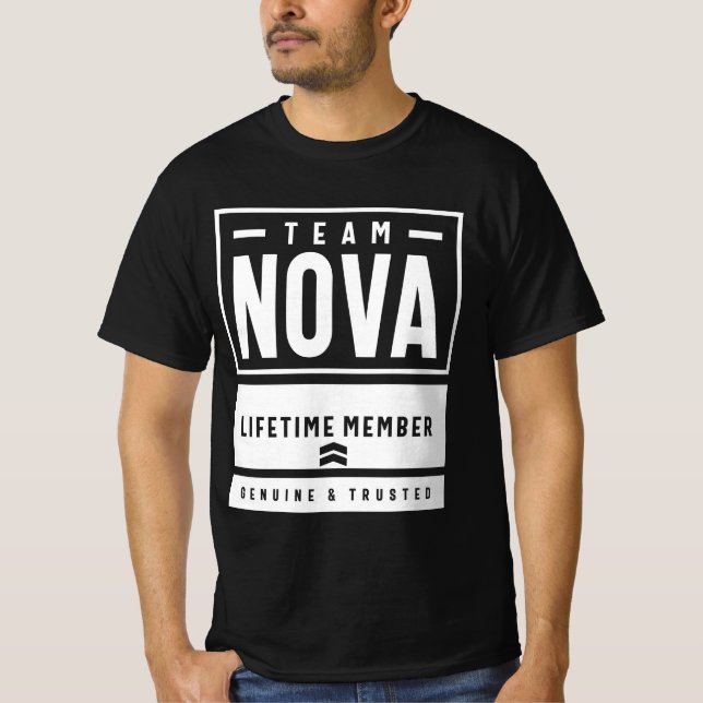 Nova Personalisiert Name T-Shirt (Vorderseite)