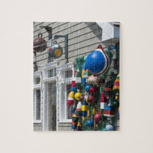 Nova Scotia, Kanada. Bojenladen in Blue Rocks in Puzzle