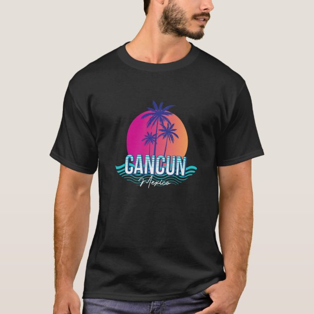 Novelty Cancun Mexico Sunset Palm Tree Ocean Wave T-Shirt (Vorderseite)